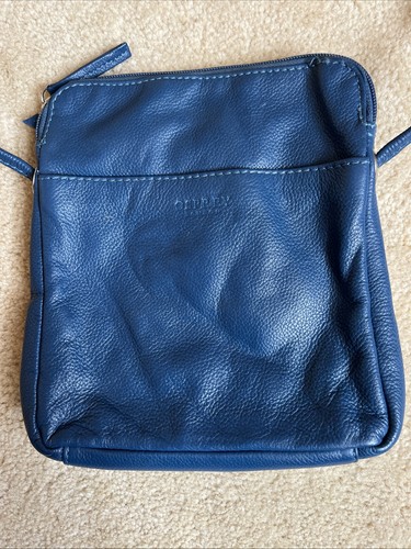 Petrol blue bright teal - blue,